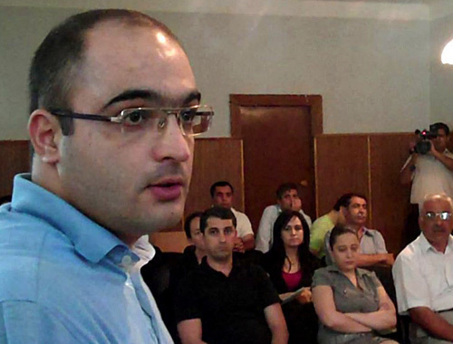 Einullah Fatullaev. Photo by www.azadliq.org Einullah Fatullaev. Photo by www.azadliq.org