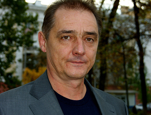 Yevgeny Konovalov after being released from SIZO, Krasnodar, October 27, 2010. Photo by Yulia Yakovleva for the "Caucasian Knot" Yevgeny Konovalov after being released from SIZO, Krasnodar, October 27, 2010. Photo by Yulia Yakovleva for the "Caucasian Knot"