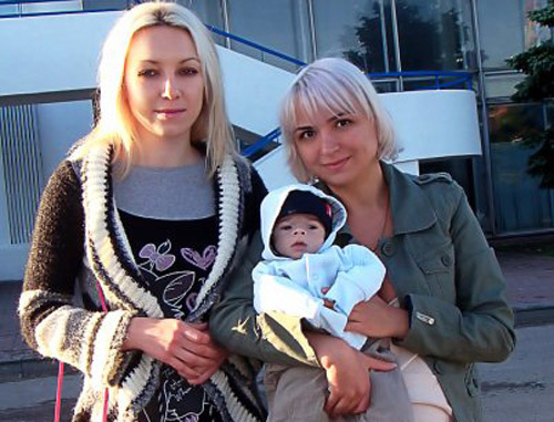 Elena Kolosova with her son. Photo from the appeal to Russian President published at: http://yarik-kolosov.livejournal.com Elena Kolosova with her son. Photo from the appeal to Russian President published at: http://yarik-kolosov.livejournal.com
