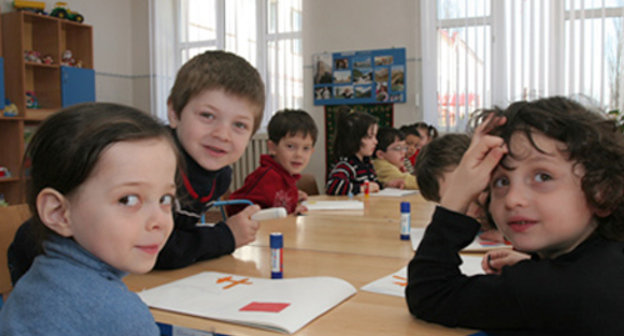 Pupils of a kindergarten in Ingushetia. Photo from the official website of the Republic of Ingushetia: www.ingushetia.ru