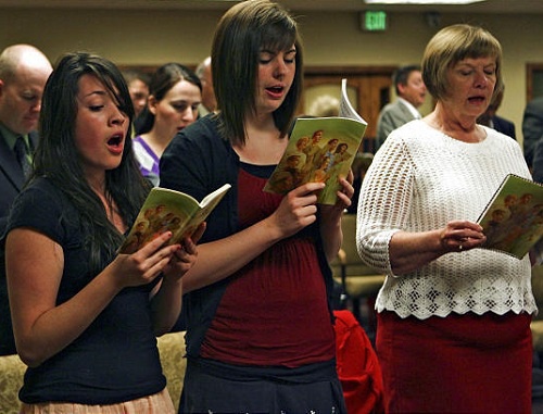 Jehovah's Witnesses at their religious meeting. Photo by Michael Brandy, www.deseretnews.com Jehovah's Witnesses at their religious meeting. Photo by Michael Brandy, www.deseretnews.com