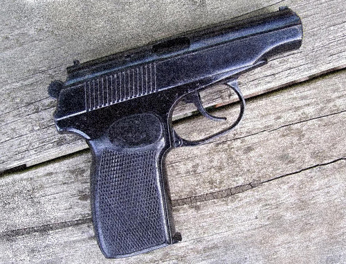 A Makarov pistol. Photo byTripleL, www.thehighroad.org A Makarov pistol. Photo byTripleL, www.thehighroad.org