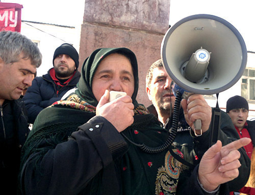 Rally "For Fair Elections" in the village of Khuchni, Tabasaran District; Ruziyat Nadirova is speaking; Dagestan, February 27, 2012. Photo by Patimat Makhmudova for the "Caucasian Knot" Rally "For Fair Elections" in the village of Khuchni, Tabasaran District; Ruziyat Nadirova is speaking; Dagestan, February 27, 2012. Photo by Patimat Makhmudova for the "Caucasian Knot"