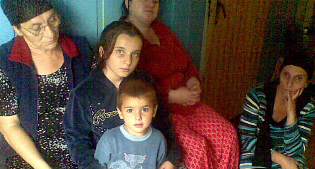 Refugees in the TAC "Promzhilbaza", Karabulak, Ingushetia, September 19, 2012. Photo provided by hunger-strikers Refugees in the TAC "Promzhilbaza", Karabulak, Ingushetia, September 19, 2012. Photo provided by hunger-strikers