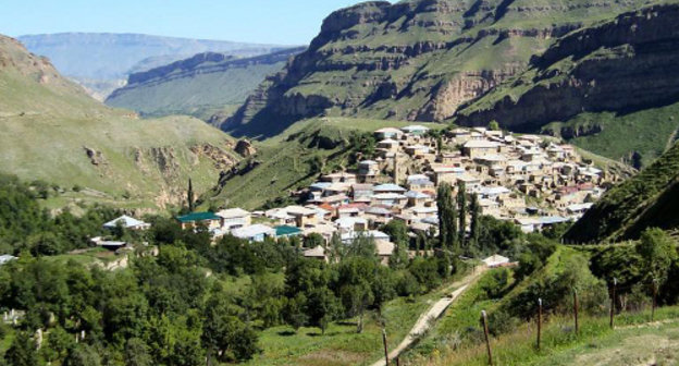 Dagestan, Lak District, view of the village of Kuma. Photo by Murad Mamatiev, http://www.odnoselchane.ru Dagestan, Lak District, view of the village of Kuma. Photo by Murad Mamatiev, http://www.odnoselchane.ru