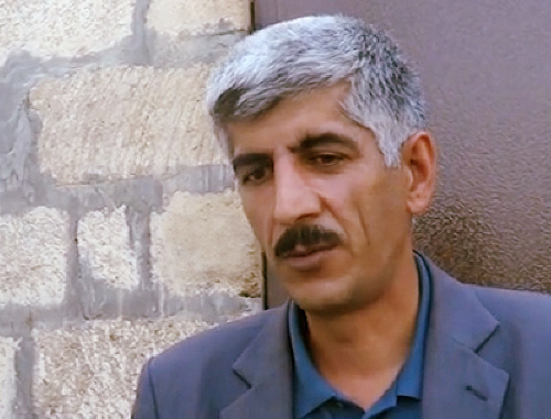 Azer Ali. Still from the video by Azadliq Radiosu, http://www.azadliqradiosu.az/content/article/24983058.html Azer Ali. Still from the video by Azadliq Radiosu, http://www.azadliqradiosu.az/content/article/24983058.html