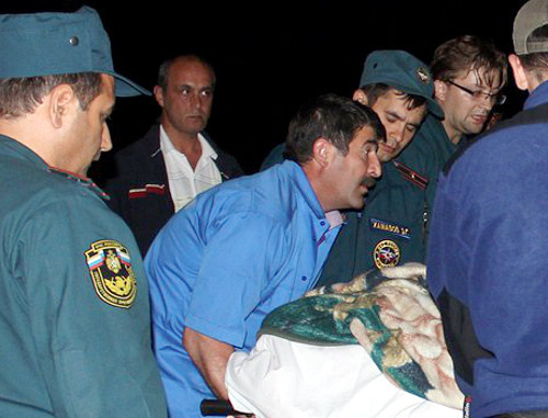 Victims of the terror act in Gamzatov Avenue are taken into the aircraft of the Ministry for Emergencies (MfE) for transporting to Moscow; Makhachkala, May 26, 2013. Courtesy of the press service of the Chief Department for the Republic of Dagestan of the MfE, 05.mchs.gov.ru Victims of the terror act in Gamzatov Avenue are taken into the aircraft of the Ministry for Emergencies (MfE) for transporting to Moscow; Makhachkala, May 26, 2013. Courtesy of the press service of the Chief Department for the Republic of Dagestan of the MfE, 05.mchs.gov.ru