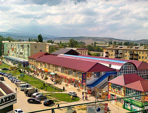 Buinaksk, Dagestan. Photo by Marat Arslangereev, http://www.odnoselchane.ru/ Buinaksk, Dagestan. Photo by Marat Arslangereev, http://www.odnoselchane.ru/