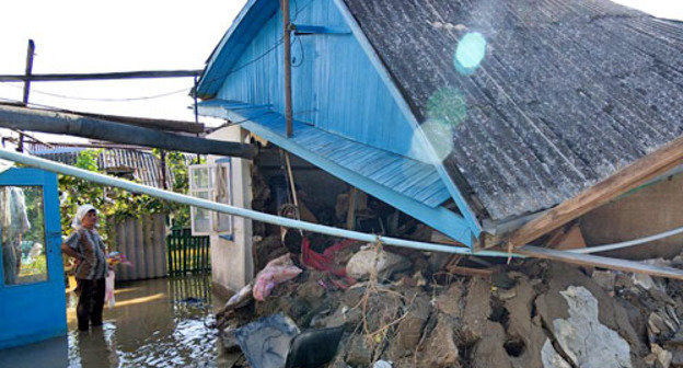 Consequences of the flood disaster in Krymsk, July 6, 2012. Photo by Dmitriy Kochergin, http://www.yuga.ru/ Consequences of the flood disaster in Krymsk, July 6, 2012. Photo by Dmitriy Kochergin, http://www.yuga.ru/
