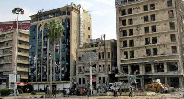 Square Saadullakh al-Dzhabiri after explosions which occured on October 3, 2012. Syria, Aleppo. Photo: Zyzzzzzy, http://ru.wikipedia.org/ Square Saadullakh al-Dzhabiri after explosions which occured on October 3, 2012. Syria, Aleppo. Photo: Zyzzzzzy, http://ru.wikipedia.org/