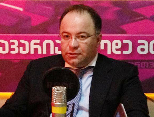 Mamuka Zhgenti. http://pirveliradio.ge/ Mamuka Zhgenti. http://pirveliradio.ge/