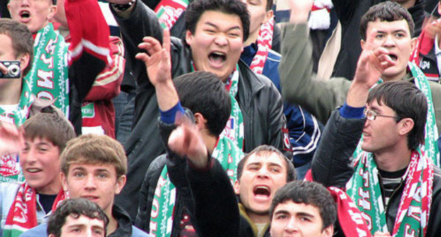 Fans of the "Spartak-Nalchik" Football Club (FC). Photo: site of the fans of FC "Spartak-Nalchik", http://www.spartak-n.ru/ Fans of the "Spartak-Nalchik" Football Club (FC). Photo: site of the fans of FC "Spartak-Nalchik", http://www.spartak-n.ru/