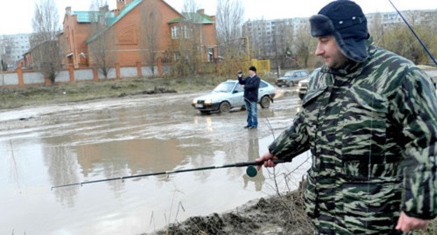 Protest action against poor road conditions in Volgograd. January 13, 2014. Photo by Tatyana Filimonova for the "Caucasian Knot" Protest action against poor road conditions in Volgograd. January 13, 2014. Photo by Tatyana Filimonova for the "Caucasian Knot"