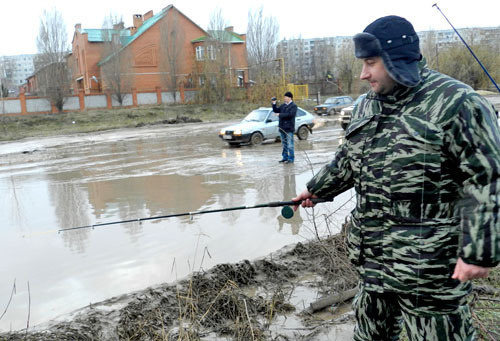 Protest action against poor road conditions in Volgograd. January 13, 2014. Photo by Tatyana Filimonova for the "Caucasian Knot" Protest action against poor road conditions in Volgograd. January 13, 2014. Photo by Tatyana Filimonova for the "Caucasian Knot"