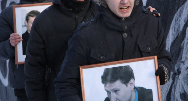Participants of the march in memory of lawyer Stanislav Markelov and journalist Anastasia Baburova. Moscow, January 19, 2013. Photo: http://anatrrra.livejournal.com Participants of the march in memory of lawyer Stanislav Markelov and journalist Anastasia Baburova. Moscow, January 19, 2013. Photo: http://anatrrra.livejournal.com