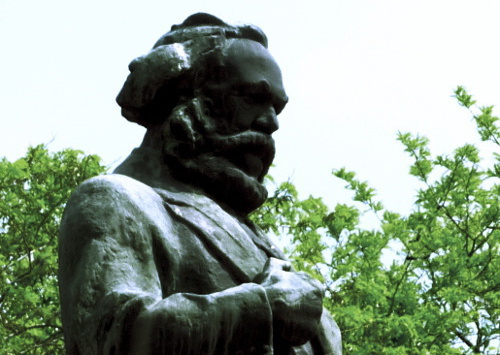 The monument to Karl Marx in Rostov-on-Don. Photo: Kreps Sergei Gennadievich, http://commons.wikimedia.org/ The monument to Karl Marx in Rostov-on-Don. Photo: Kreps Sergei Gennadievich, http://commons.wikimedia.org/
