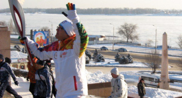 Olympic Torch Relay at the Upper Terrace of the Central Embankment of Volgograd, January 20, 2014. Photo by Vyacheslav Yaschenko for the ‘Caucasian Knot’. Olympic Torch Relay at the Upper Terrace of the Central Embankment of Volgograd, January 20, 2014. Photo by Vyacheslav Yaschenko for the ‘Caucasian Knot’.