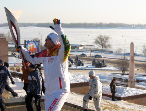 Olympic Torch Relay at the Upper Terrace of the Central Embankment of Volgograd, January 20, 2014. Photo by Vyacheslav Yaschenko for the ‘Caucasian Knot’. Olympic Torch Relay at the Upper Terrace of the Central Embankment of Volgograd, January 20, 2014. Photo by Vyacheslav Yaschenko for the ‘Caucasian Knot’.