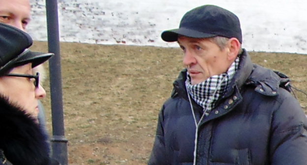One of the organizers of the "People's Assembly" Igor Stenin (right), January 20, 2014. Photo by Elena Grebenyuk for the ‘Caucasian Knot’. 