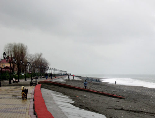 Embankment in the Imereti Lowland of Sochi after the storm. January 31, 2014. Photo by Svetlana Berestenyova Embankment in the Imereti Lowland of Sochi after the storm. January 31, 2014. Photo by Svetlana Berestenyova