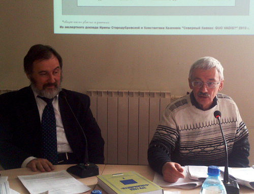 Alexander Cherkasov, the Chairman of the Board of the Human Rights Centre (HRC) "Memorial", and Oleg Orlov, a member of the Board of the HRC "Memorial", the leader of the programme "Hot Spots", at the presentation of the bulletin "Three years of 'stability'". Moscow, February 6, 2014. Photo by Oleg Krasnov for the "Caucasian Knot" Alexander Cherkasov, the Chairman of the Board of the Human Rights Centre (HRC) "Memorial", and Oleg Orlov, a member of the Board of the HRC "Memorial", the leader of the programme "Hot Spots", at the presentation of the bulletin "Three years of 'stability'". Moscow, February 6, 2014. Photo by Oleg Krasnov for the "Caucasian Knot"