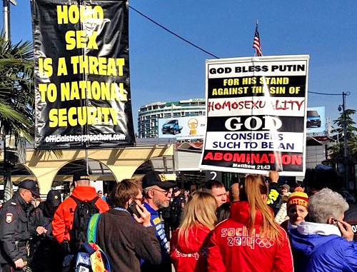 Opponents of homosexuality came out in Sochi to the central railway station with posters in English. Sochi, February 10, 2014. Photo: http://ipolk.ru/ Opponents of homosexuality came out in Sochi to the central railway station with posters in English. Sochi, February 10, 2014. Photo: http://ipolk.ru/