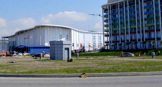 The building of the main media centre in Sochi. Summer 2013. Photo by Svetlana Kravchenko for the "Caucasian Knot" The building of the main media centre in Sochi. Summer 2013. Photo by Svetlana Kravchenko for the "Caucasian Knot"
