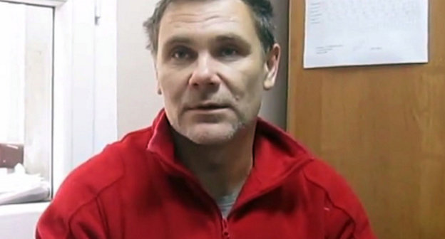 Evgeny Vitishko at the special detention facility in the city of Tuapse. February 16, 2014. Screenshot of a video made by the members of the Public Oversight Commission (POC) of the Krasnodar Territory, https://www.youtube.com/watch?v=Qfi_m9WTmOI Evgeny Vitishko at the special detention facility in the city of Tuapse. February 16, 2014. Screenshot of a video made by the members of the Public Oversight Commission (POC) of the Krasnodar Territory, https://www.youtube.com/watch?v=Qfi_m9WTmOI