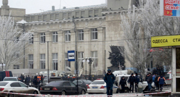 Square at the railway station of Volgograd after terror act on December 29, 2013. Photo by Vyacheslav Yaschenko for the ‘Caucasian Knot’. Square at the railway station of Volgograd after terror act on December 29, 2013. Photo by Vyacheslav Yaschenko for the ‘Caucasian Knot’.