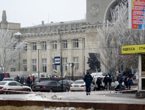Square at the railway station of Volgograd after terror act on December 29, 2013. Photo by Vyacheslav Yaschenko for the ‘Caucasian Knot’. Square at the railway station of Volgograd after terror act on December 29, 2013. Photo by Vyacheslav Yaschenko for the ‘Caucasian Knot’.