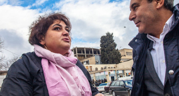 Journalist of the Azerbaijani service of Radio Liberty Khadija Ismayilova and her advocate Elton Guliev. Baku, February 20, 2014. Photo by Aziz Karimov for the ‘Caucasian Knot’. Journalist of the Azerbaijani service of Radio Liberty Khadija Ismayilova and her advocate Elton Guliev. Baku, February 20, 2014. Photo by Aziz Karimov for the ‘Caucasian Knot’.