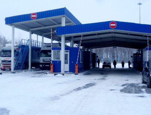 ‘Matveev-Kurgan’ checkpoint at Rostov Region-Ukraine border. Photo: http://customsonline.ru ‘Matveev-Kurgan’ checkpoint at Rostov Region-Ukraine border. Photo: http://customsonline.ru