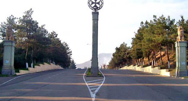 Bolnisi, Georgia. Photo: jaba1977 http://ru.wikipedia.org/ Bolnisi, Georgia. Photo: jaba1977 http://ru.wikipedia.org/
