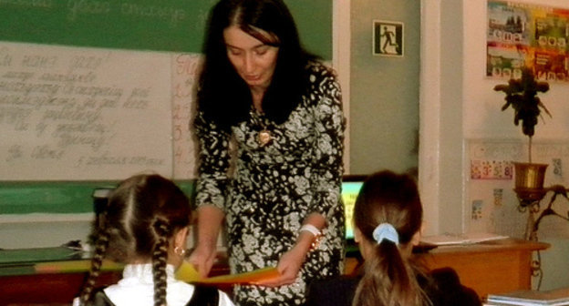 Kabardino-Balkaria, town of Tyrnyauz, 2013. 3rd year pupils at the lesson of Balkar language in boarding secondary school N7. Photo: (C) Boarding secondary school N7, town of Tyrnyauz, http://elbint7.edu07.ru Kabardino-Balkaria, town of Tyrnyauz, 2013. 3rd year pupils at the lesson of Balkar language in boarding secondary school N7. Photo: (C) Boarding secondary school N7, town of Tyrnyauz, http://elbint7.edu07.ru