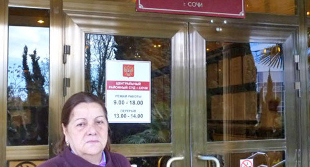 Desdemona Djamburiya before the court session in the Sochi Central district court. Sochi, March 14, 2014. Photo by Svetlana Kravchenko for the "Caucasian Knot" Desdemona Djamburiya before the court session in the Sochi Central district court. Sochi, March 14, 2014. Photo by Svetlana Kravchenko for the "Caucasian Knot"