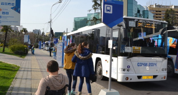 In the streets of Sochi during Palalympic Games, March 9, 2014. Photo by Svetlana Kravchenko for the ‘Caucasian Knot’. In the streets of Sochi during Palalympic Games, March 9, 2014. Photo by Svetlana Kravchenko for the ‘Caucasian Knot’.