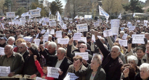 Rally against pension reforms. Armenia, Yerevan, March 22, 2014. Photo by Armine Martirosyan for the "Caucasian Knot"
