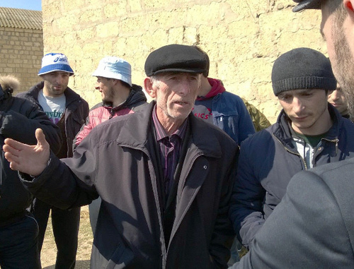 Participants of a protest rally in the Dagestani village Krasnopartizansk of the Sergokalinsky District of Dagestan. March 22, 2014. Photo by Ruslan Alibekov Participants of a protest rally in the Dagestani village Krasnopartizansk of the Sergokalinsky District of Dagestan. March 22, 2014. Photo by Ruslan Alibekov