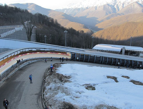 The sledge-and-bobsleigh track. Krasnodar region, February 2014. Photo by Tatyana Ukolova for the "Caucasian Knot" The sledge-and-bobsleigh track. Krasnodar region, February 2014. Photo by Tatyana Ukolova for the "Caucasian Knot"
