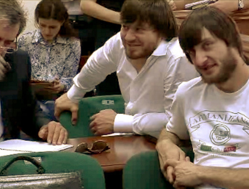 Brothers Djabrail and Ibragim Makhmudov at the court session on the murder case of the observer of the "Novaya Gazeta" Anna Politkovskaya. Moscow, June 4, 2013. Screenshot of a video of the Moscow City Court, http://www.mos-gorsud.ru/video/sudzs/?pn=0&id=168 Brothers Djabrail and Ibragim Makhmudov at the court session on the murder case of the observer of the "Novaya Gazeta" Anna Politkovskaya. Moscow, June 4, 2013. Screenshot of a video of the Moscow City Court, http://www.mos-gorsud.ru/video/sudzs/?pn=0&id=168