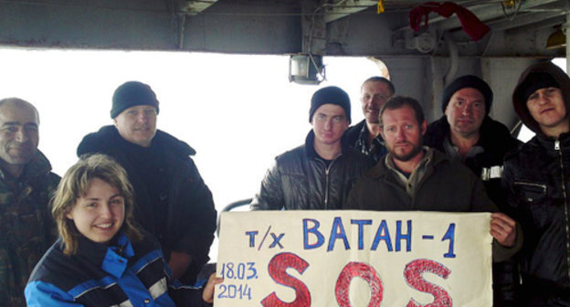 Crew of bulk-carrier ’Vatan-1’ at the port of Baku, March 18, 2014. Photo is provided by crew members Crew of bulk-carrier ’Vatan-1’ at the port of Baku, March 18, 2014. Photo is provided by crew members