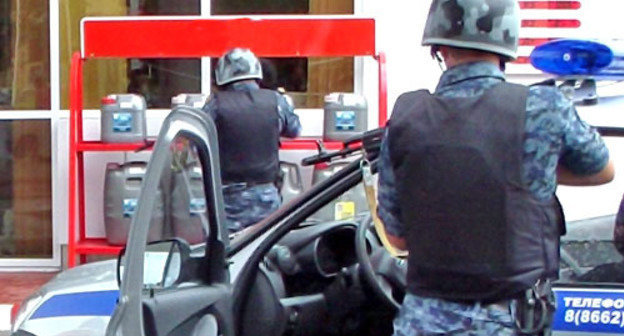Law enforcement officers. Photo: Extradepartmental Protection Directorate of Internal Affairs Department for the Kabardino-Balkarian Republic, http://uvokbr.ru Law enforcement officers. Photo: Extradepartmental Protection Directorate of Internal Affairs Department for the Kabardino-Balkarian Republic, http://uvokbr.ru
