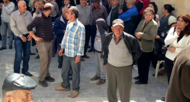 Armenians from Kesab in Latakia. Syria, March 26, 2014. Photo: Tevan J. Poghosyan, Edmon Marukyan, Arman Sahakyan, Levon Martirosyan, Naira Karapetyan, Farmanyan Samvel, https://www.facebook.com/tevan.poghosyan Armenians from Kesab in Latakia. Syria, March 26, 2014. Photo: Tevan J. Poghosyan, Edmon Marukyan, Arman Sahakyan, Levon Martirosyan, Naira Karapetyan, Farmanyan Samvel, https://www.facebook.com/tevan.poghosyan