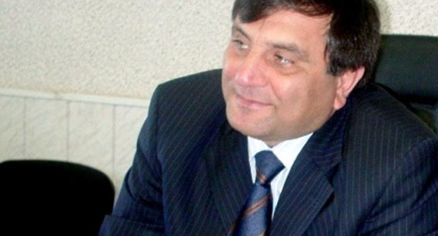Saigidpasha Umakhanov, Mayor of Khasavyurt. Photo: Regional Avar National and Cultural Autonomy, http://nkaa.ru/ Saigidpasha Umakhanov, Mayor of Khasavyurt. Photo: Regional Avar National and Cultural Autonomy, http://nkaa.ru/