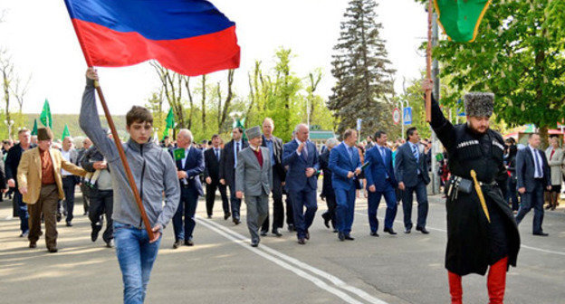 The festivities on the Day of the State Flag of the Republic Adygea. Maikop, April 25, 2014. Photo: the official site of the executive government of the Republic Adygea, http://www.adygheya.ru/ The festivities on the Day of the State Flag of the Republic Adygea. Maikop, April 25, 2014. Photo: the official site of the executive government of the Republic Adygea, http://www.adygheya.ru/