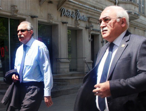 Director of "Turan" News Agency Mekhman Aliev and leader of "Musavat" Party Isa Gambar after the meeting with French President Francois Hollande. Baku, May 12, 2014. Photo: TURAN Director of "Turan" News Agency Mekhman Aliev and leader of "Musavat" Party Isa Gambar after the meeting with French President Francois Hollande. Baku, May 12, 2014. Photo: TURAN