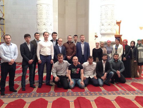 Scholarship holders from Northern Caucasus Republics at the meeting with Moscow Mufti Ildar Alyautdinov in the Memorial Mosque at Poklonnaya Gora, Moscow, May 14, 2014. Photo by Ibragim Temirov for the ‘Caucasian Knot’. Scholarship holders from Northern Caucasus Republics at the meeting with Moscow Mufti Ildar Alyautdinov in the Memorial Mosque at Poklonnaya Gora, Moscow, May 14, 2014. Photo by Ibragim Temirov for the ‘Caucasian Knot’.