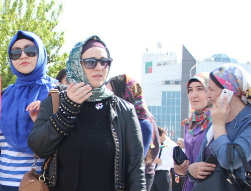 In the centre of Grozny. Photo by Magomed Magomedov for the ‘Caucasian Knot’. In the centre of Grozny. Photo by Magomed Magomedov for the ‘Caucasian Knot’.