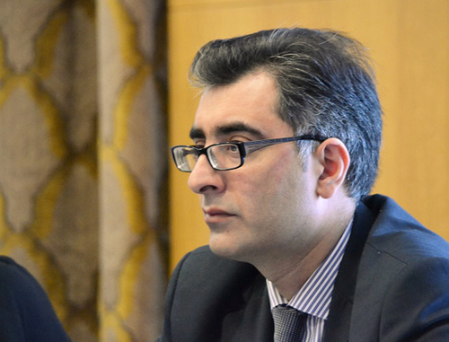 Anar Mamedli, June 2013. Photo: Eastern Partnership Civil Society Forum, http://www.eap-csf.ru/ru/news-events/articles-analytics/eu-az-anar Anar Mamedli, June 2013. Photo: Eastern Partnership Civil Society Forum, http://www.eap-csf.ru/ru/news-events/articles-analytics/eu-az-anar