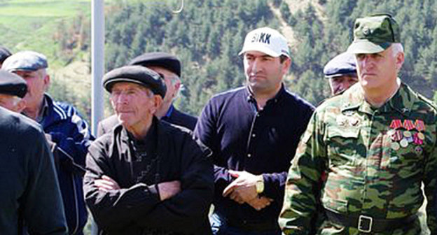 Residents of Sogratl village on Victory Day, May 9, 2014. Photo: http://sovet.sogratl.net/events/2014/9May Residents of Sogratl village on Victory Day, May 9, 2014. Photo: http://sovet.sogratl.net/events/2014/9May